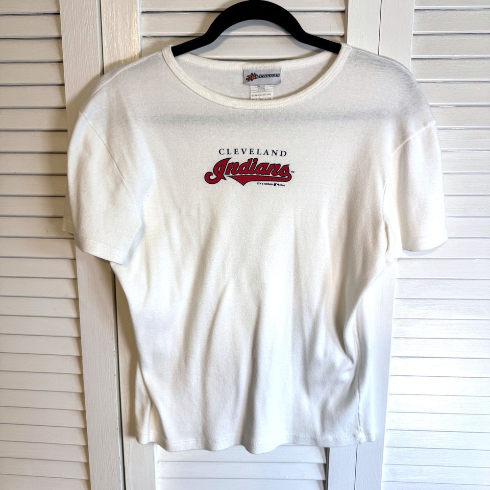 5th & Ocean T-Shirt‎ Cleveland Indians 2006 Vintage Graphic XL White Women